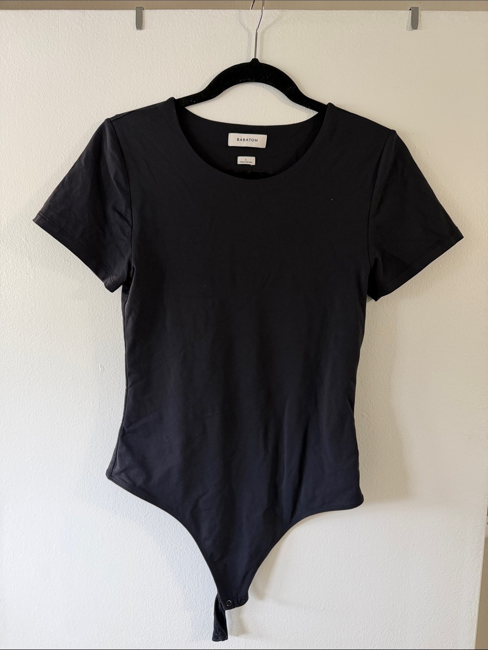Babaton Black Short-Sleeve Crew Bodysuit
